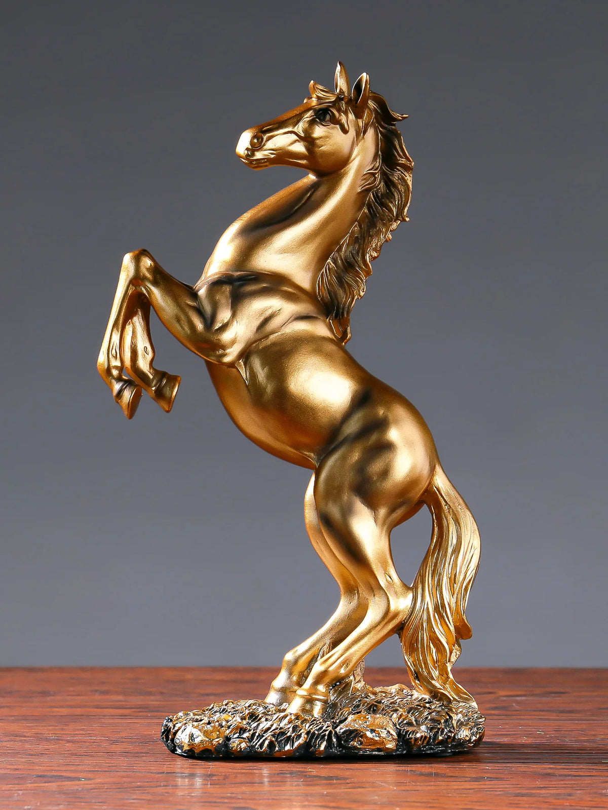 European Style Home Resin Victory Horse Statue, Living Room ,Cabinet,Office Desktop Decoration Animal Figurines