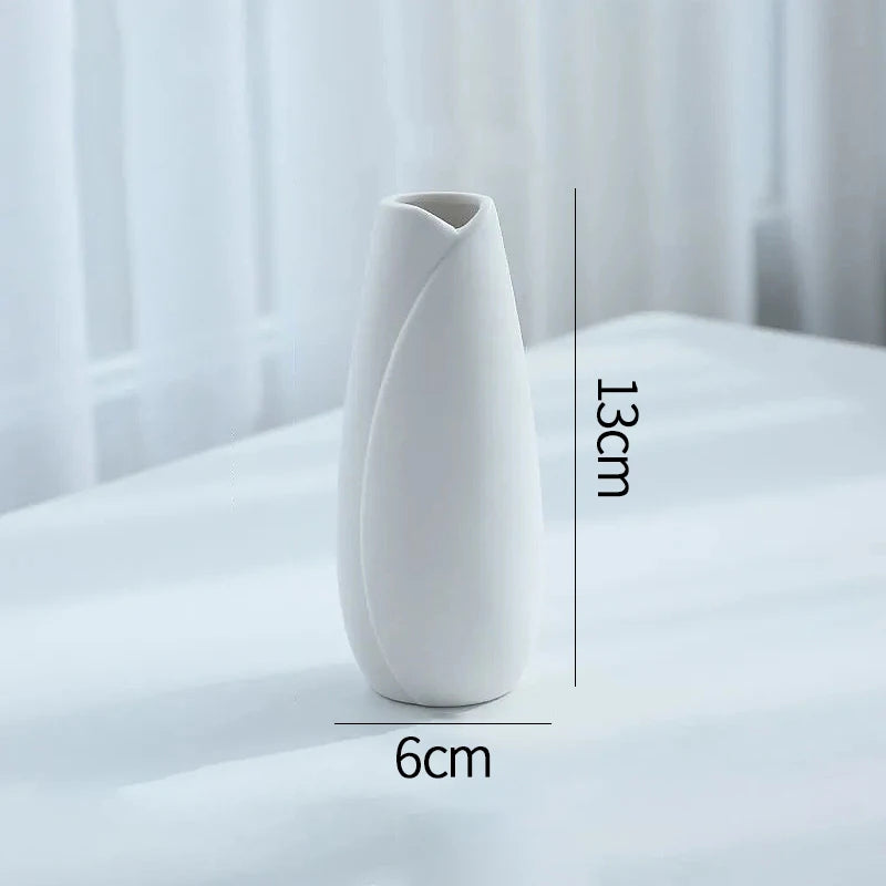 White Nordic Ceramic Flower Vase Retro Flower Bottle Creative Flower Arrangement Holder Simple Plant Pot Room Table Decor Mini