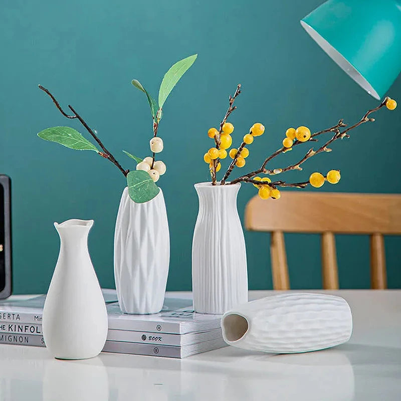 White Nordic Ceramic Flower Vase Retro Flower Bottle Creative Flower Arrangement Holder Simple Plant Pot Room Table Decor Mini