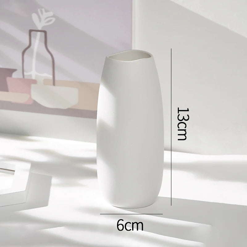 White Nordic Ceramic Flower Vase Retro Flower Bottle Creative Flower Arrangement Holder Simple Plant Pot Room Table Decor Mini