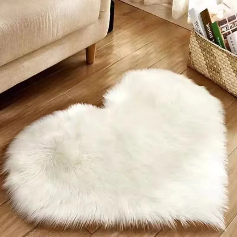 30x40cm Small Size Heart Shaped Fluffy Rug Shaggy Faux Wool Carpet Sofa Cushion Living Room Bedroom Decorative Floor Mats