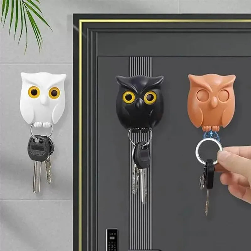 Animal Cartoon Owl Keychain Magnetic Key Hook Auto Blink Cute No Punch Storage Hook Kitchen Home Wall Decor