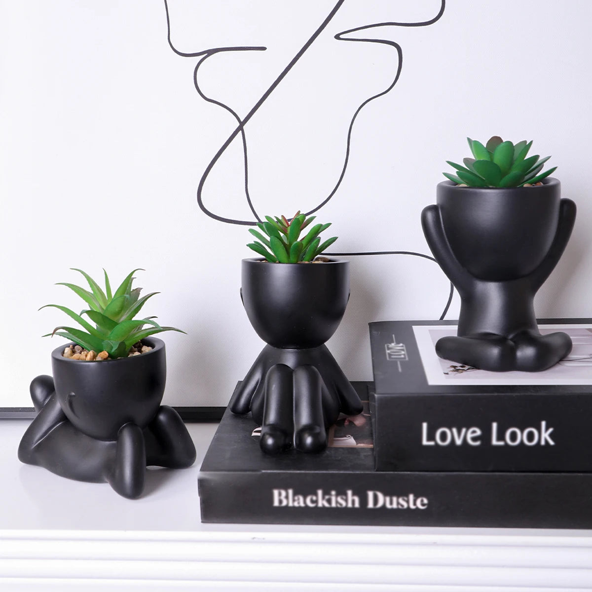 XIYA FLOWER Artificial Aloe Potted Plant Black Miniature Character Pot Fake Potted Plant Wholesale PE Material Home Decoration