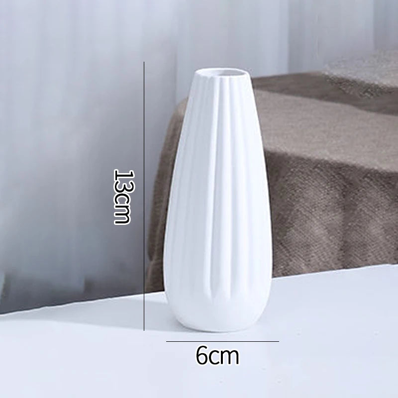 White Ceramic Vases Nordic Decorative Vasen Ornaments Home Living Room Decor Flower Arrangements Sketching Props Desktop Decor