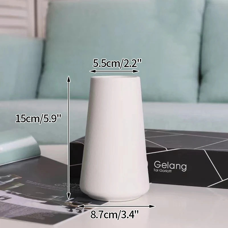 White Ceramic Vases Nordic Decorative Vasen Ornaments Home Living Room Decor Flower Arrangements Sketching Props Desktop Decor
