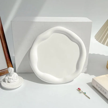 Decorative Prop with Irregular Cloud-shaped Tray Multipurpose Irregular Plaster Tray for Jewelry and Home Decor