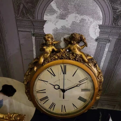 European Retro Living Room Decoration Wall Clock American Classical Nostalgic Wall Clock Restaurant Angel Clock Ornaments Gift