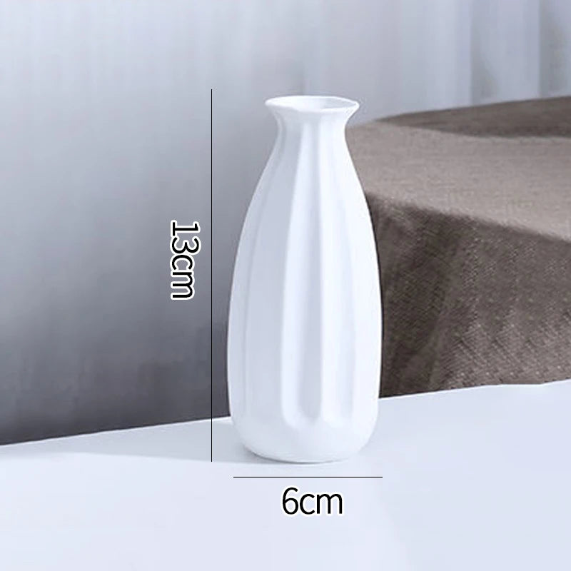 White Nordic Ceramic Flower Vase Retro Flower Bottle Creative Flower Arrangement Holder Simple Plant Pot Room Table Decor Mini