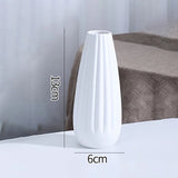 White Ceramic Vases Nordic Decorative Vasen Ornaments Home Living Room Decor Flower Arrangements Sketching Props Desktop Decor